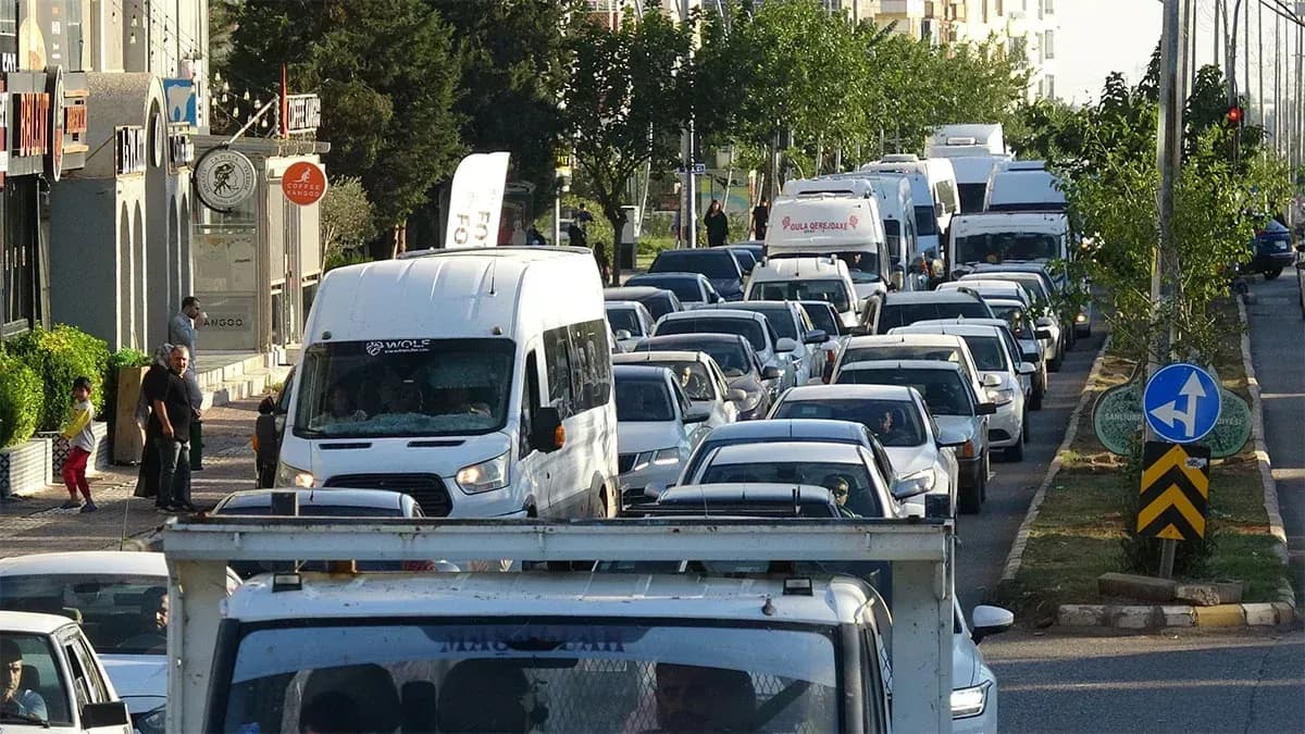 Viranşehir’de trafik sorununa çözüm çağrısı!